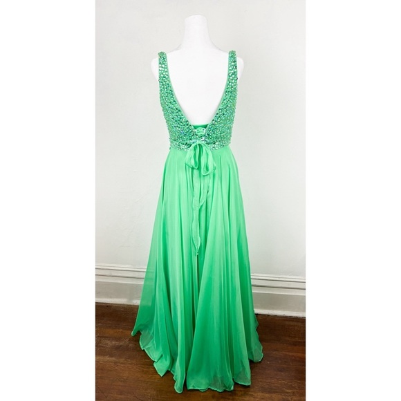 Sherri Hill 51008 Green Rhinestone Embroidered Two Piece Formal Prom Dress Sz 6 - Picture 4 of 13